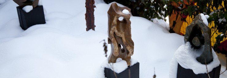 Beelden in de patio van atelier PRO