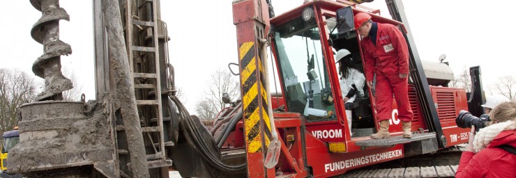 Eerste paal Gerrit Rietveld College