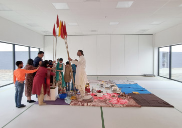 Inwijding van de Hindoeïstische school Shri Krishna in Utrecht