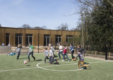 Kloppend Hart school opening