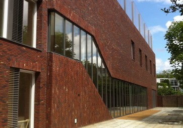 O3 Brede school Rivierenbuurt opgeleverd